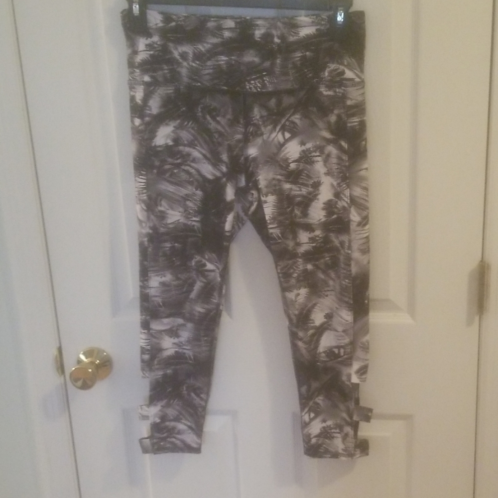 Workout pants